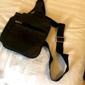 VERY NICE! Unisex APC Ameri leather crossbody bag